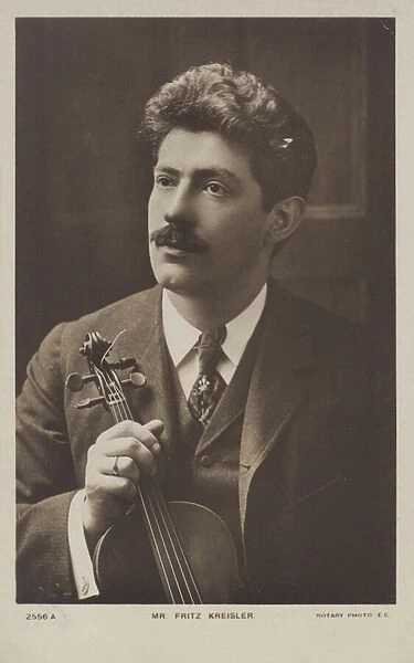 Fritz Kreisler, Austrian violinist and composer (b  /  w photo)
