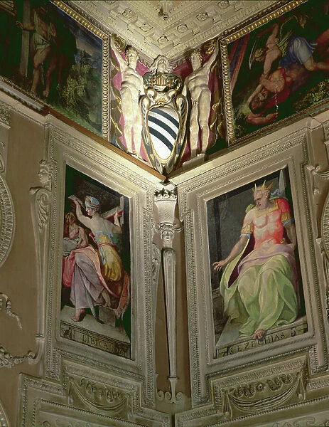 The Galleria, detail of stucco and fresco decoration of prophets and sibyls based on Michelangelo's Sistine Chapel, designed by Antonio da Sangallo the Younger (1483-1546) and Nanni di Baccio Bigio (d.1568) 1543-54 (photo)