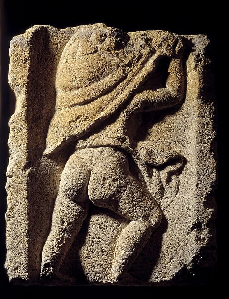 Galloromain art: a back carrier. Low relief from the excavations of Lutece. 50 BC-100 AD