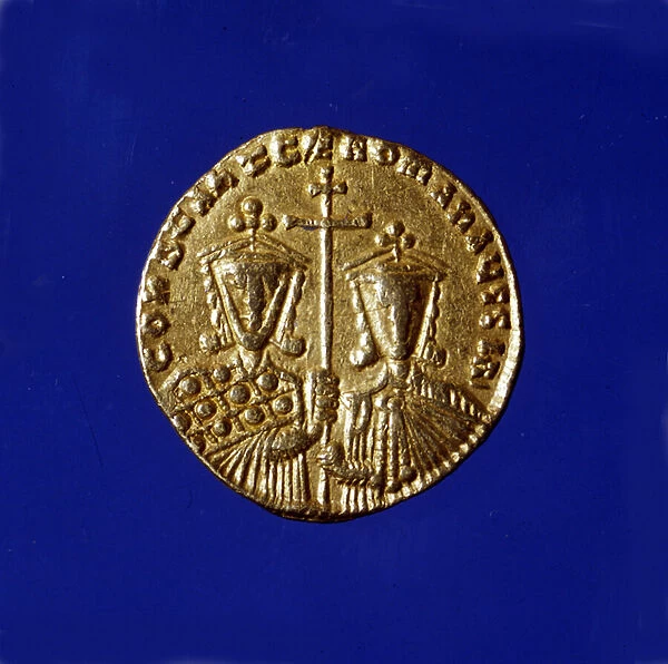 Gold coin in the effigy of Emperors Constantine VII Porphyrogenet (913 - 959