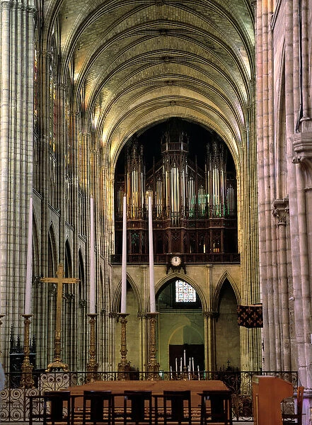 Gothic art: view of the choir and organ of the Basilica of Saint Denis, Saint Denis