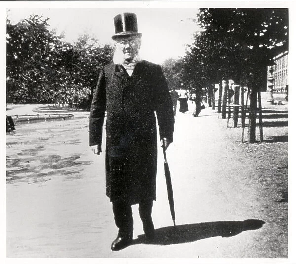 Henrik Ibsen (1828-1906) in Oslo, 1896 (b  /  w photo)