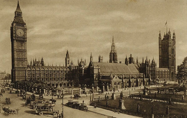 Houses of Parliament, from Parliament Square, London (b  /  w photo)