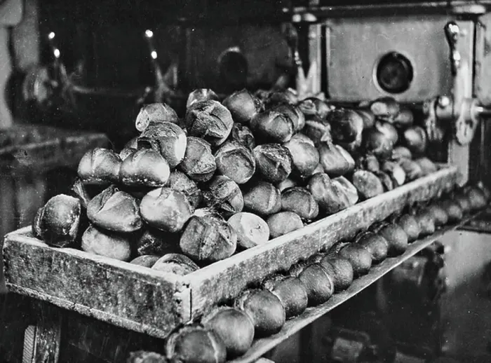 Framed Print : Interior of a bakery Framed Print : Interior of a bakery
