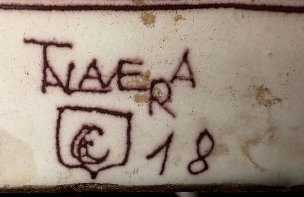 Jar. Polychrome earthenware. Talavera. Detail inscriptions TALAVERA ? 18. Begin 19th century. Museum inventory no: 1306