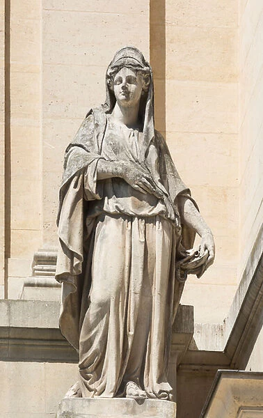 Justice. Sculpture of the south facade of the hotel des Invalides