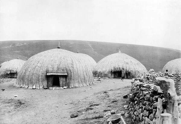 Kaffir Huts, South Africa, c. 1914 (b  /  w photo)