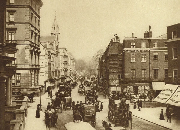 Knightsbridge in the 1890s (b  /  w photo)