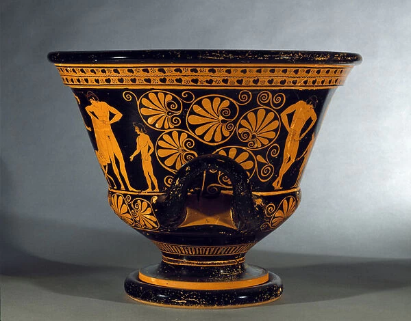 Krater with red figures. 6th-5th century BC (terracotta)