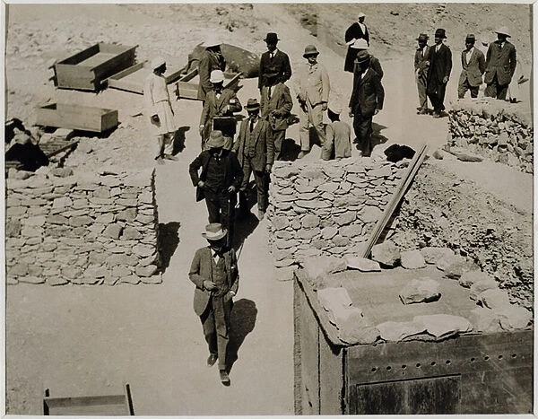 Lord Carnarvon (1866-1923) leading the party invited to the unofficial opening of the Tomb of Tutankhamun, Valley of the Kings (gelatin silver print)