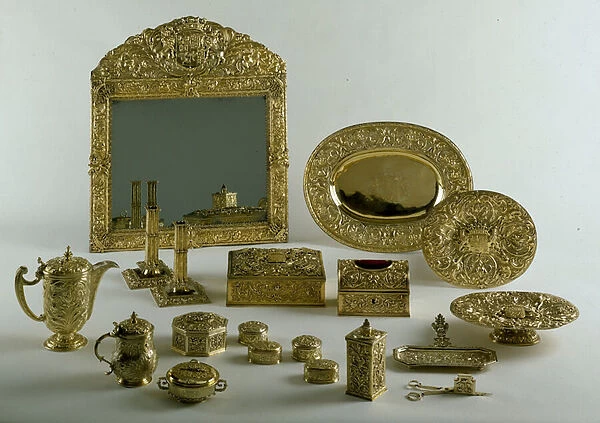 Louis XIV toilet service owned by Mary Stuart, c. 1670 (silver gilt)