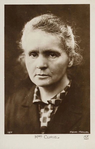 Marie Curie (1867-1934), Polish physicist and chemist (b  /  w photo)