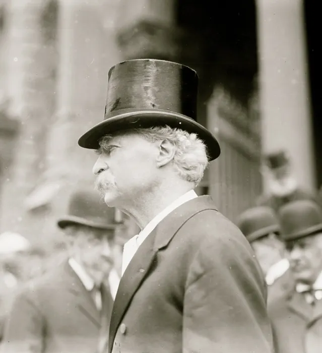 Framed Print : Mark Twain (photo)