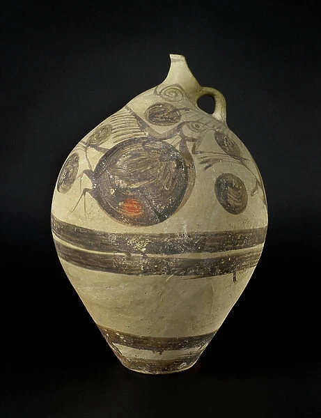 Melian bird vase decorated with painted partridges and bands, -100 BC (ceramic)