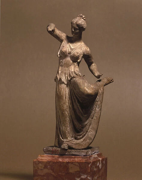 Mycenian civilization: Tanagra dancer, 3rd century BC, Museo della Scala, Milan