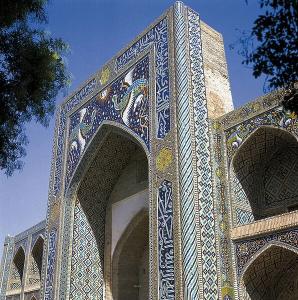 Nadir Divan-begi Madrasa, Bukhara, Uzbekistan, 1619-1623 (photo)