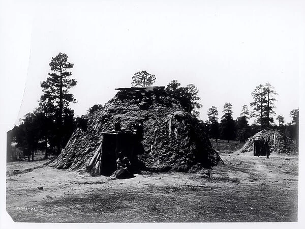 Navaho hogan, c. 1905 (b  /  w photo)