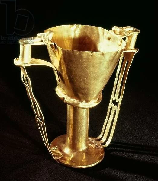 Nestors cup, Mycenae, c. 1550-1500 BC (gold) (see also 11599)