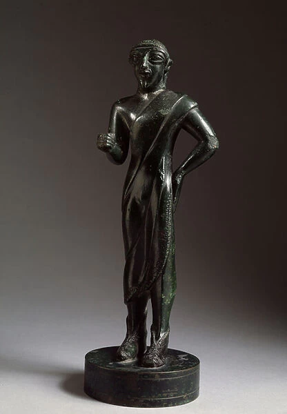 Offering man, bronze sculpture, 500 BC