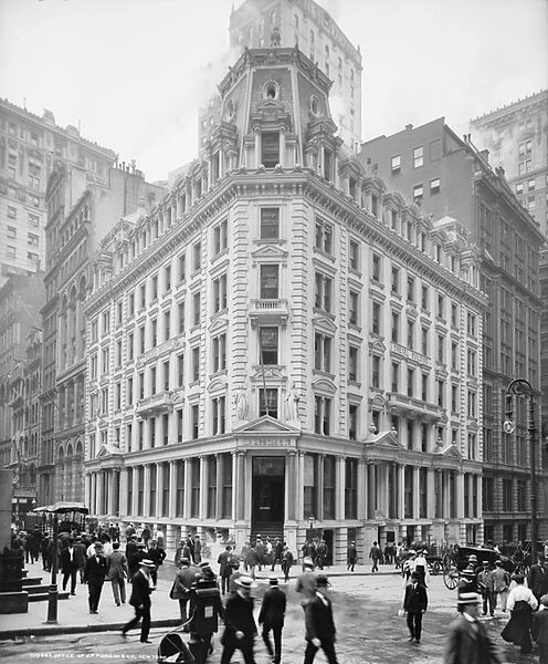 Office of J. P. Morgan & Co. New York, c. 1900-06 (b  /  w photo)