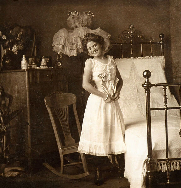 Oh That Corset After the Opera, c. 1900 (sepia photo) (see also 473262