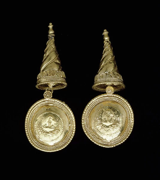 Pair of ear pendants, early 3rd century BC (gold)