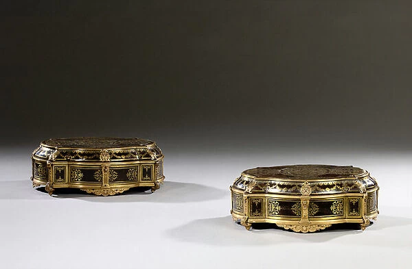 Pair of Louis XIV caskets, c. 1700-15 (ormolu mounted, brass inlaid tortoiseshell & Boulle