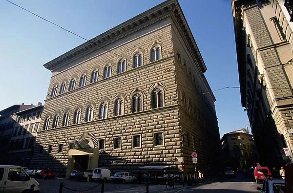 Palazzo Strozzi, begun in 1489 by Benedetto da Maiano (1442-97) and continued by Cronaca (1457-1508) (photo)