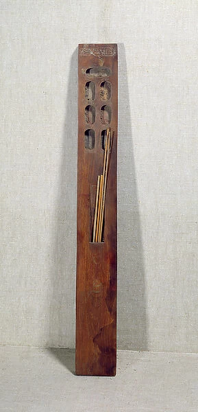 Palette belonging to the painter Dedia, from Thebes, New Kingdom (wood)