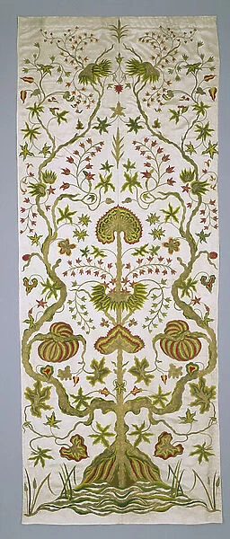 Panel from a set of bed hangings, c.1705-25 (silk, gold thread & embroidery)