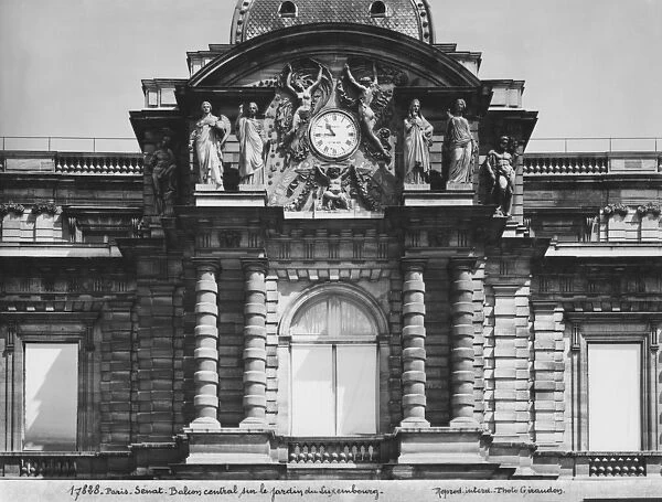 Pediment of Palais du Luxembourg, 1840 (stone) (see also 346522) (b  /  w photo)