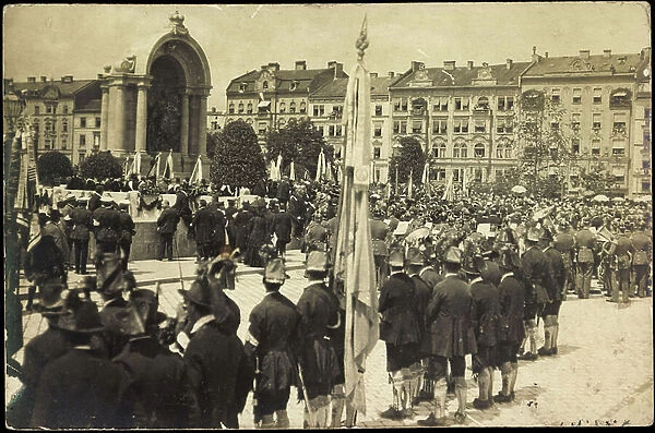 Photo Munich, Die Konigsweihe 1910, People