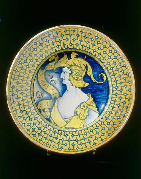 Plate with portrait bust of Scipione l Africano, manufacture of Deruta, work conserved in the Museo Nazionale del Bargello, Florence