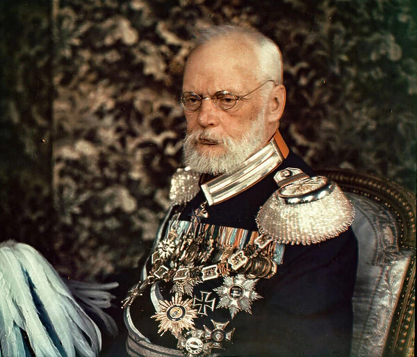 Portrait of King Ludwig III of Bavaria with German military medals photographed on ..., 1920 (photo)