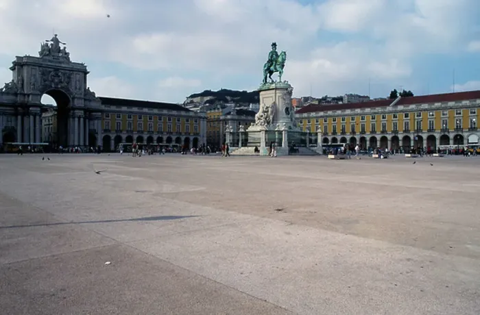Framed Print : Praca do Comercio (Commerce Square), also known as Terreiro do Paco, with equestrian statue of King Joseph I, 1775, and Arco Monumental da Rua Augusta in background, 1875, Lisbon, Historical Province of Extremadura, Lisbon, Portugal
