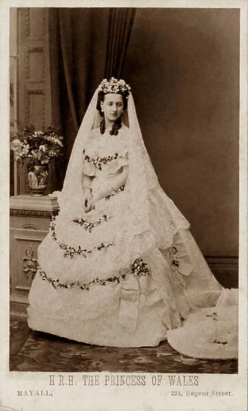 Princess Alexandra of Denmark in her wedding dress for her marriage to the Prince of Wales, the future King Edward VII, 1863 (b  /  w photo)