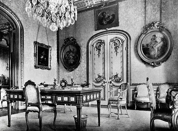 One of the Principal Rooms of Seamore Place, illustration from