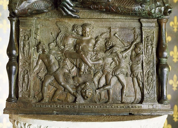 Putti Bacchanal, low relief on the base of Judith and Holofernes, Sala de Gigli