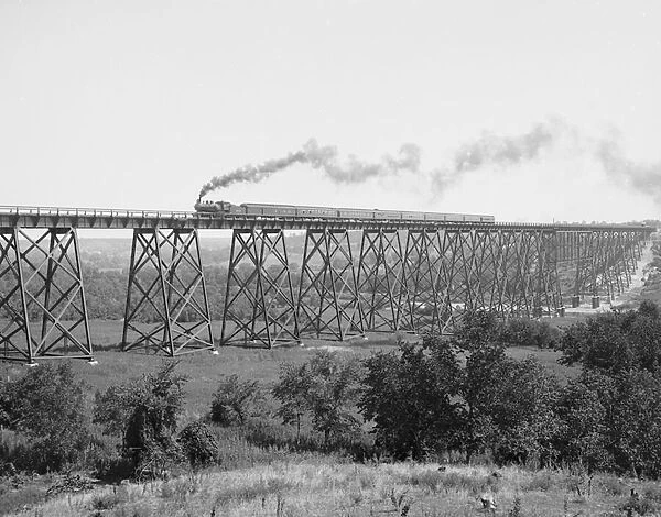 Railroad Bridge over the Des Moines River, c. 1900 (b  /  w photo)