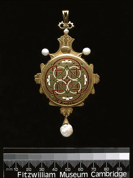 Reverse of Pendant (gold, enamel, pearl & w  /  c)