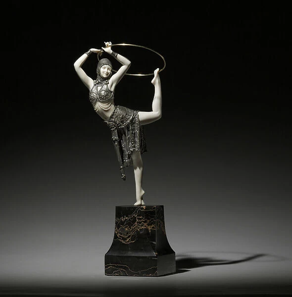 Ring dancer, c. 1928 (bronze, ivory & marble)