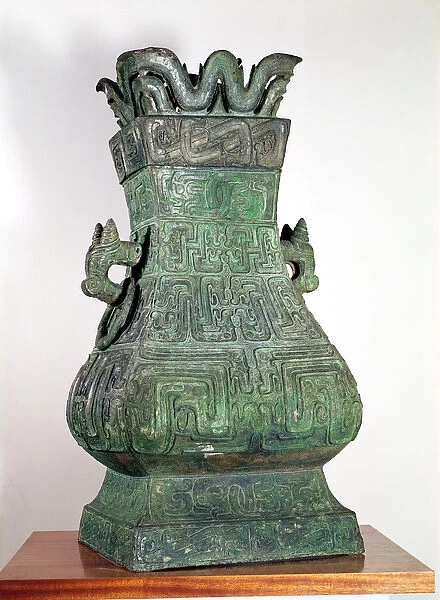 Ritual Hu vase, Chou Dynasty, 8th-6th century BC (bronze)