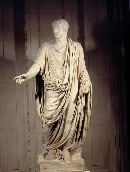 Roman art: marble statue of Emperor Tibere (Tiberio Claudio Nerone, 42 BC-37 AD)
