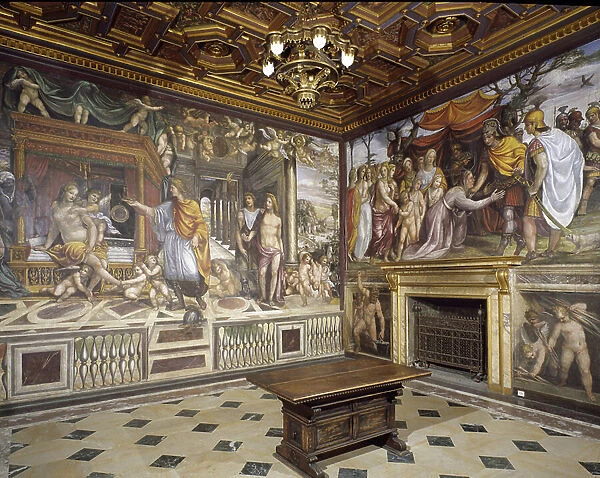 The 'Sala delle Nozze di Alessandro e Rossana' (Hall of the Marriage of Alexander The Great (356-323 BC) and Roxanne) designed by Baldassarre Peruzzi (1481-1536) with frescoes by Sodoma (1477-1549) c.1513 (photo)