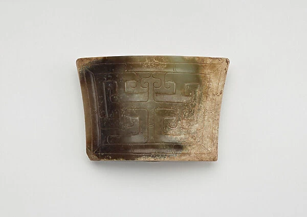 Scabbard Chape (bi), 3rd-1st century BC (jade)
