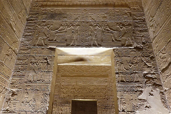 Scenes of offerings to the Queen of Egypt, Philae Temple