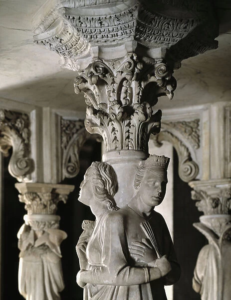 Detail of the sculpted groups supporting the Chair realized by Giovanni Pisano (1248-1314
