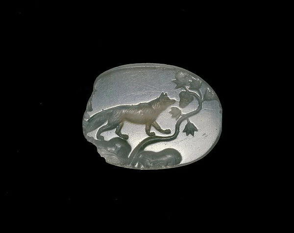Sealstone depicting a fox with forelegs on a vine with grapes (chalcedony stone)