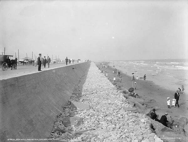 Seawall and beach, Galveston, Texas, 1910-20 (b  /  w photo)