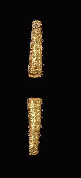 Two segments of a diadem, 3rd century B. C (gold, filigree, granulation)